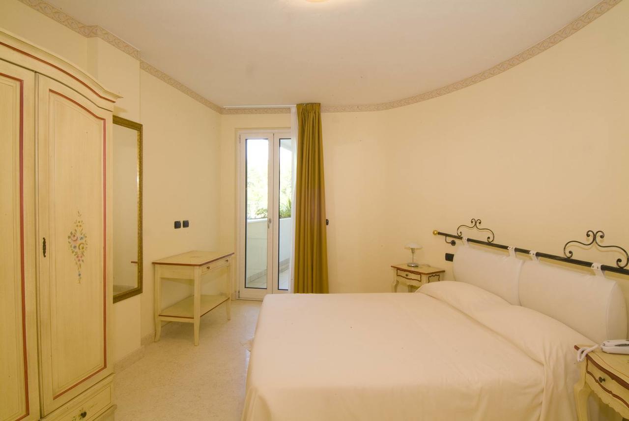 Relais Du Lac Desenzano del Garda Exterior photo